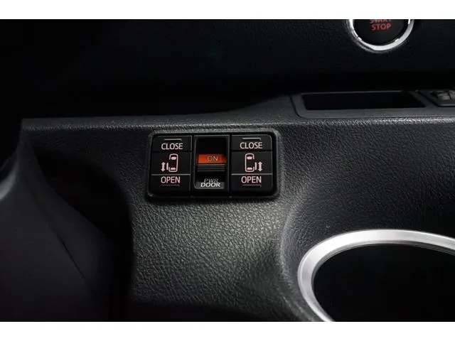 Toyota Sienna G 2015 photo 5