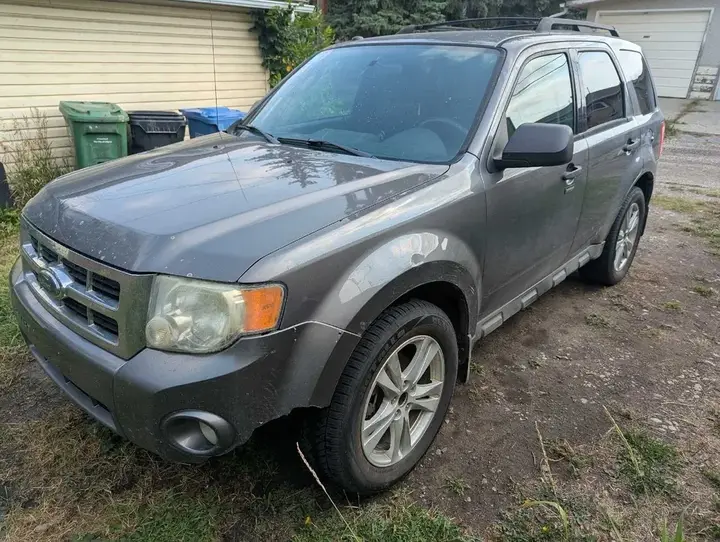Ford Escape 2009 photo 2
