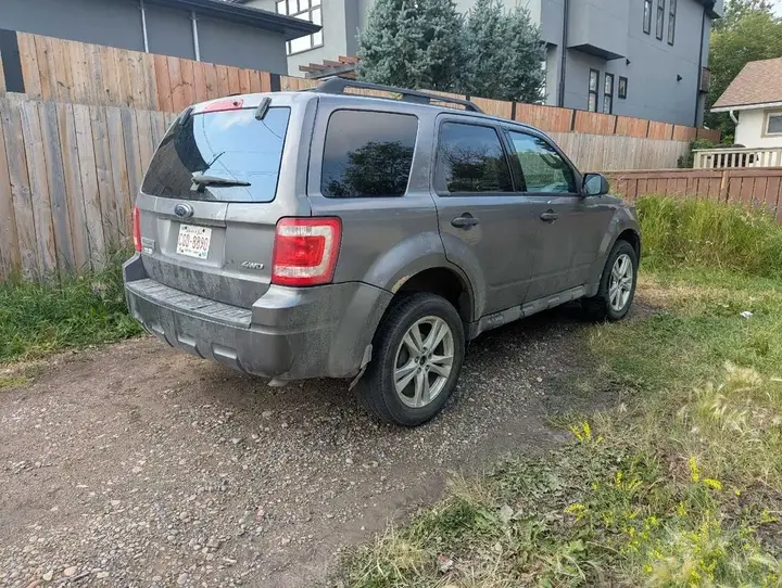 Ford Escape 2009 photo 3