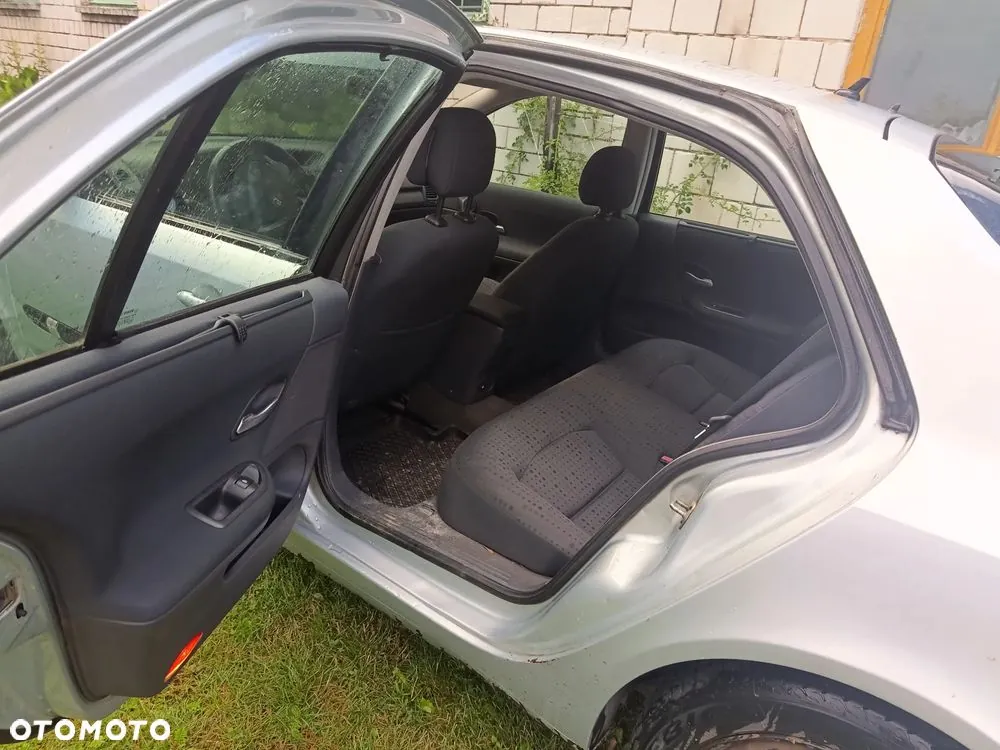 Renault Laguna 2004 photo 5