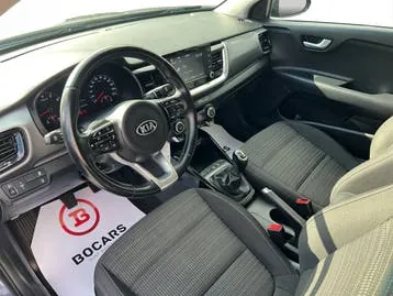 Kia Stonic 2018 photo 2