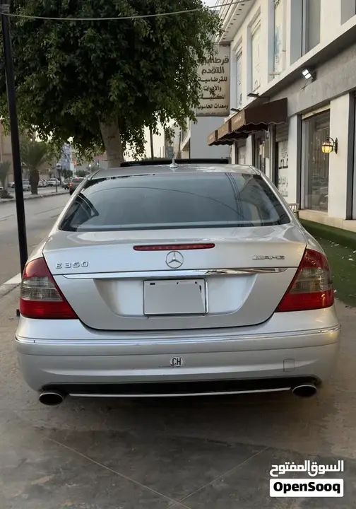 Mercedes-Benz E-Class 2009 photo 4