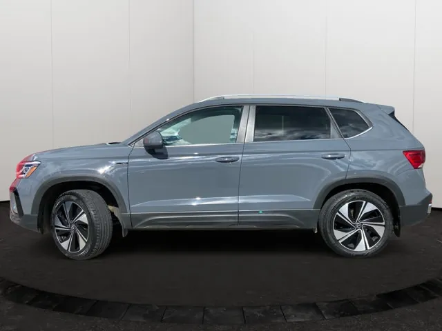 Volkswagen Taos 2023 photo 2