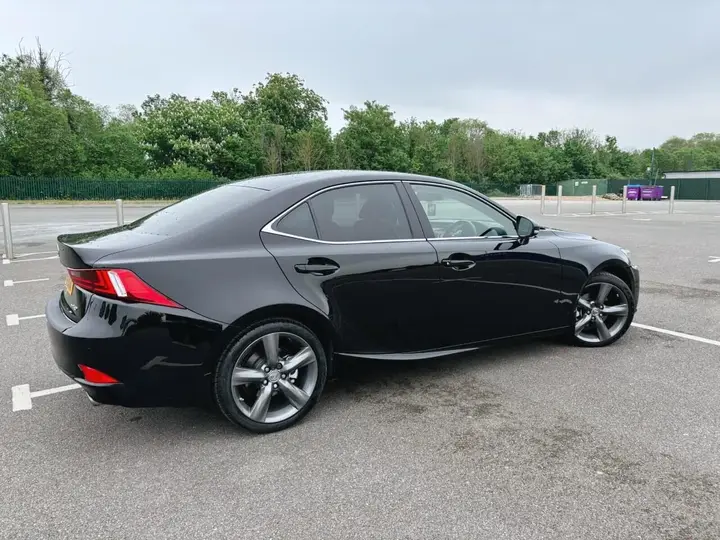 Lexus Is 2014 photo 4