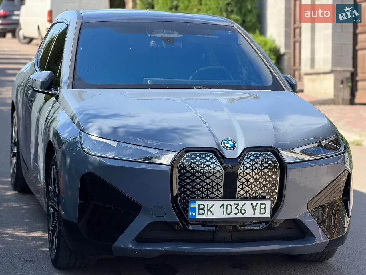 BMW Ix 2023 photo 3