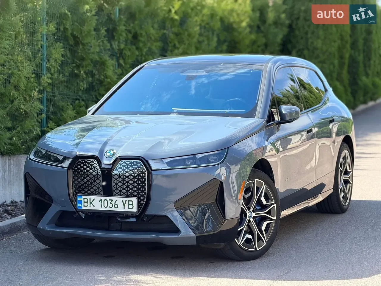 BMW Ix