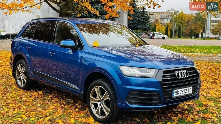 Audi Q7 2017 photo 4