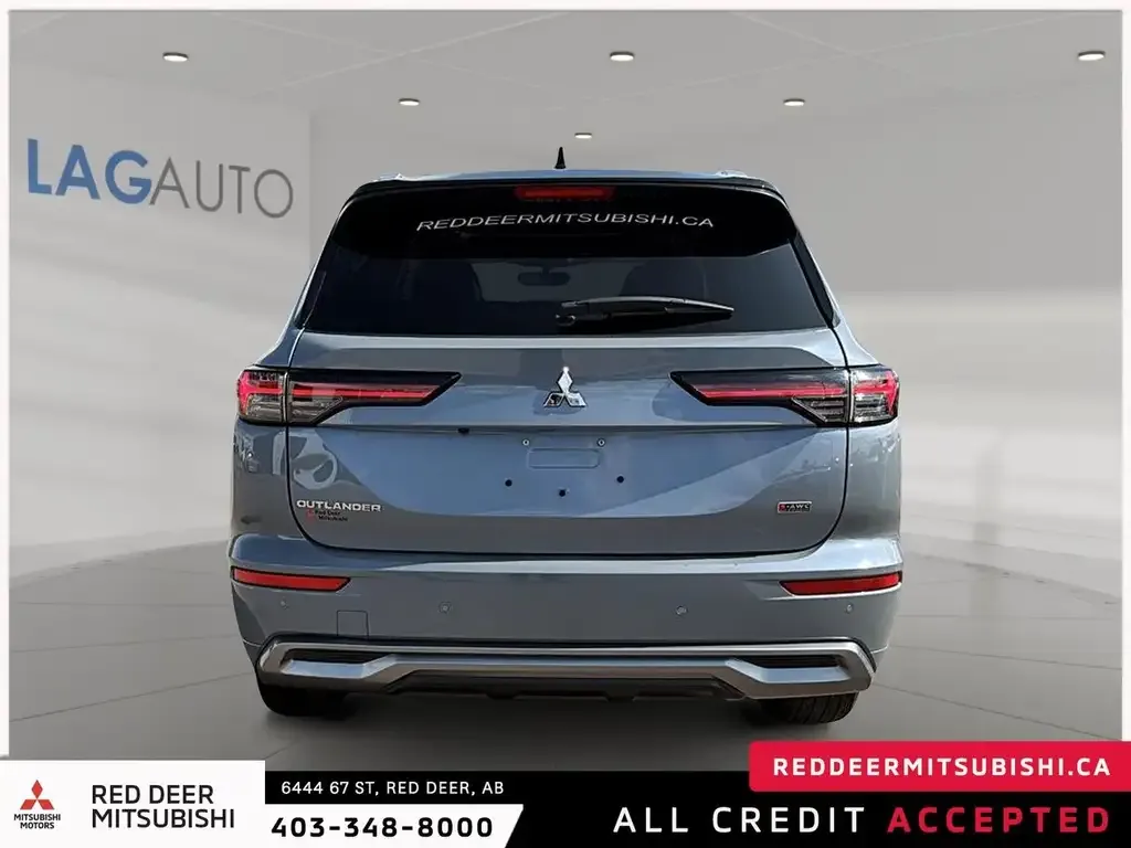 Mitsubishi Outlander 2025 photo 3