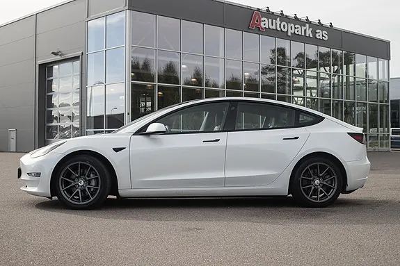 Tesla Model 3 2021 photo 4