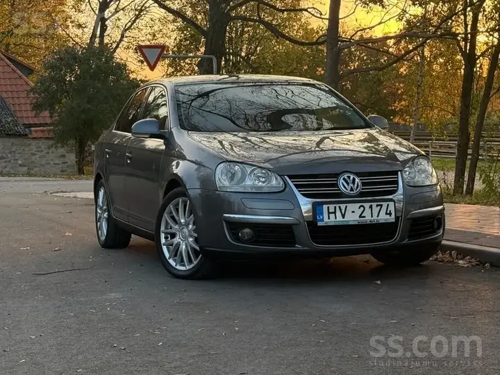 Volkswagen Jetta 2005 photo 2