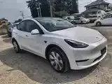 Tesla Model Y 2022 photo 2