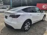 Tesla Model Y 2022 photo 4