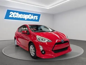 Toyota Aqua 2015 photo 4
