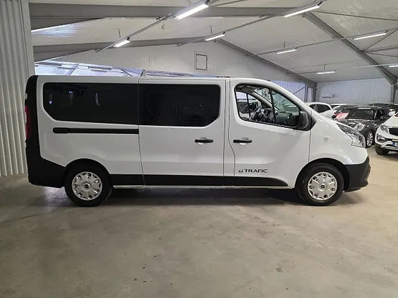 Renault Trafic 2017 photo 3