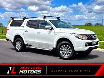 Mitsubishi Triton 2017 photo 2