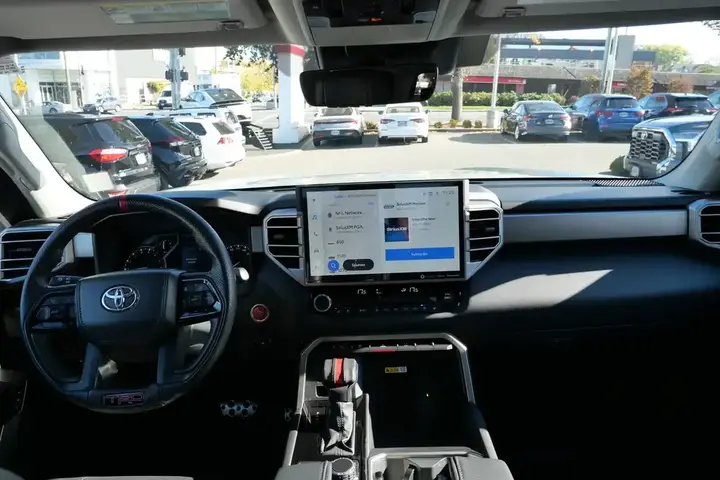 Toyota Tundra 2023 photo 5