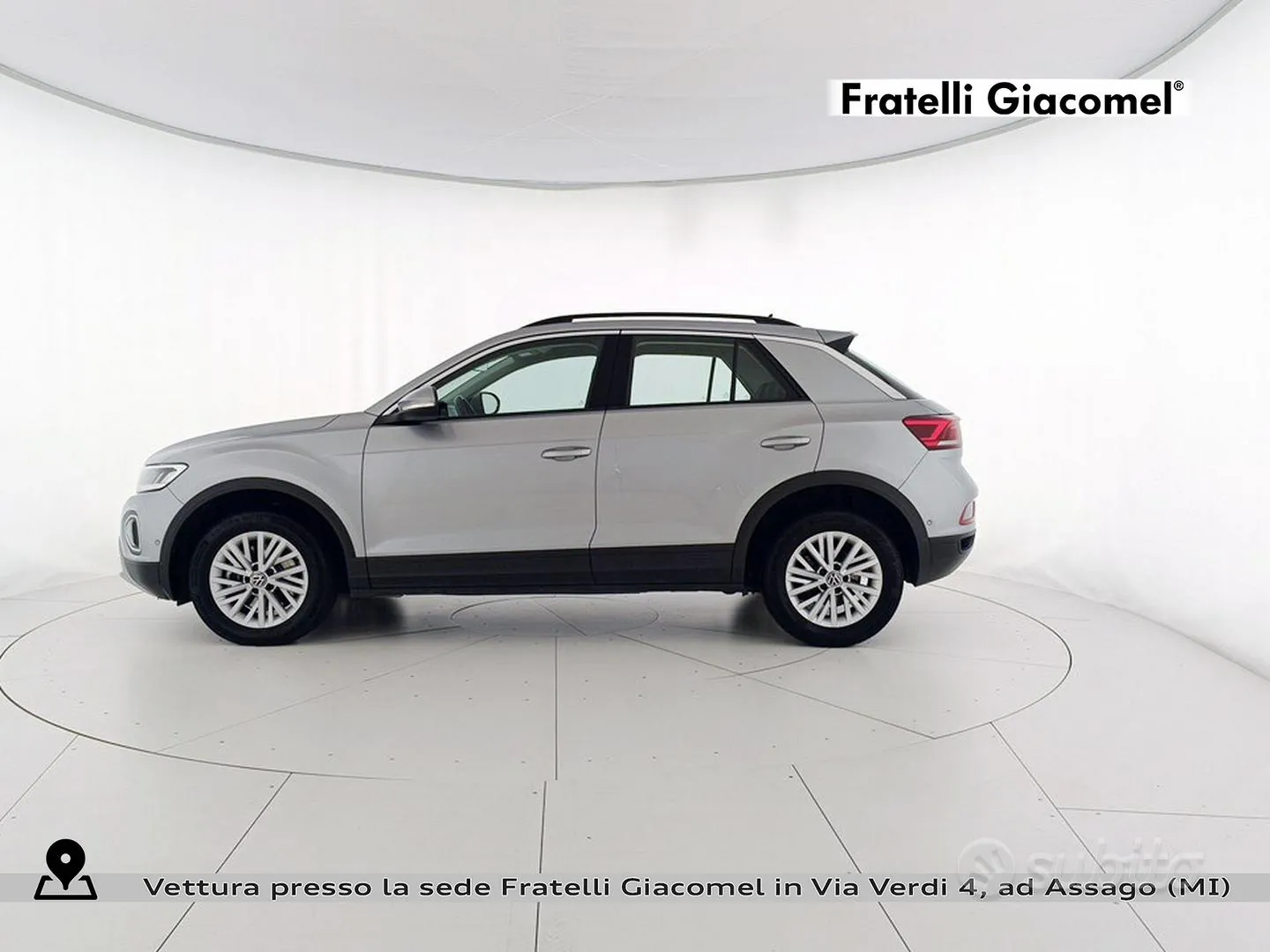 Volkswagen T-Roc 2023 photo 3