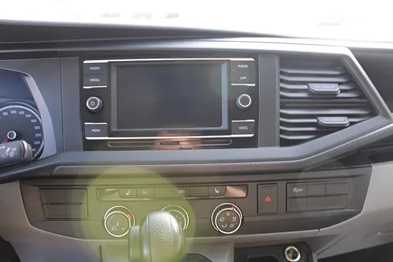 Volkswagen Transporter 2020 photo 5