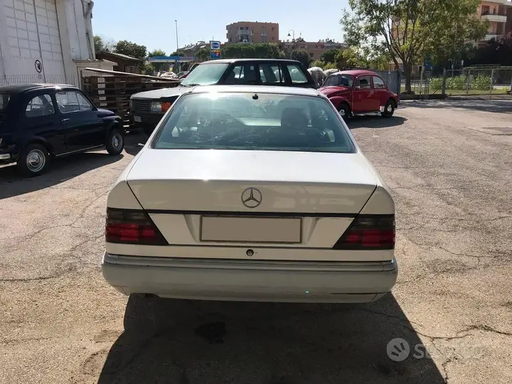 Mercedes-Benz 200 Ce Coupé 1992 photo 5