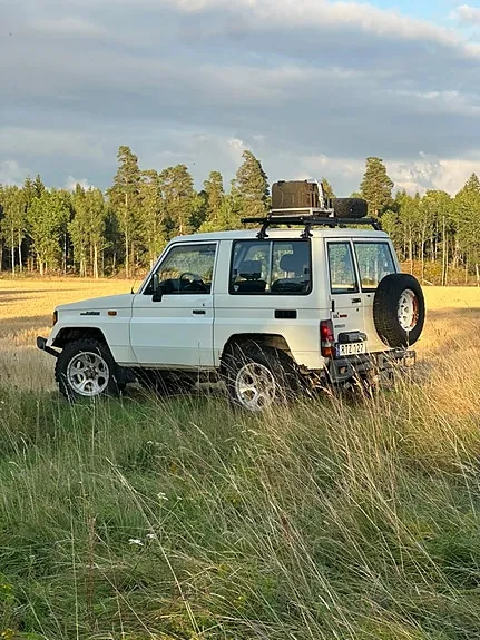 Toyota Land Cruiser 1988 photo 2
