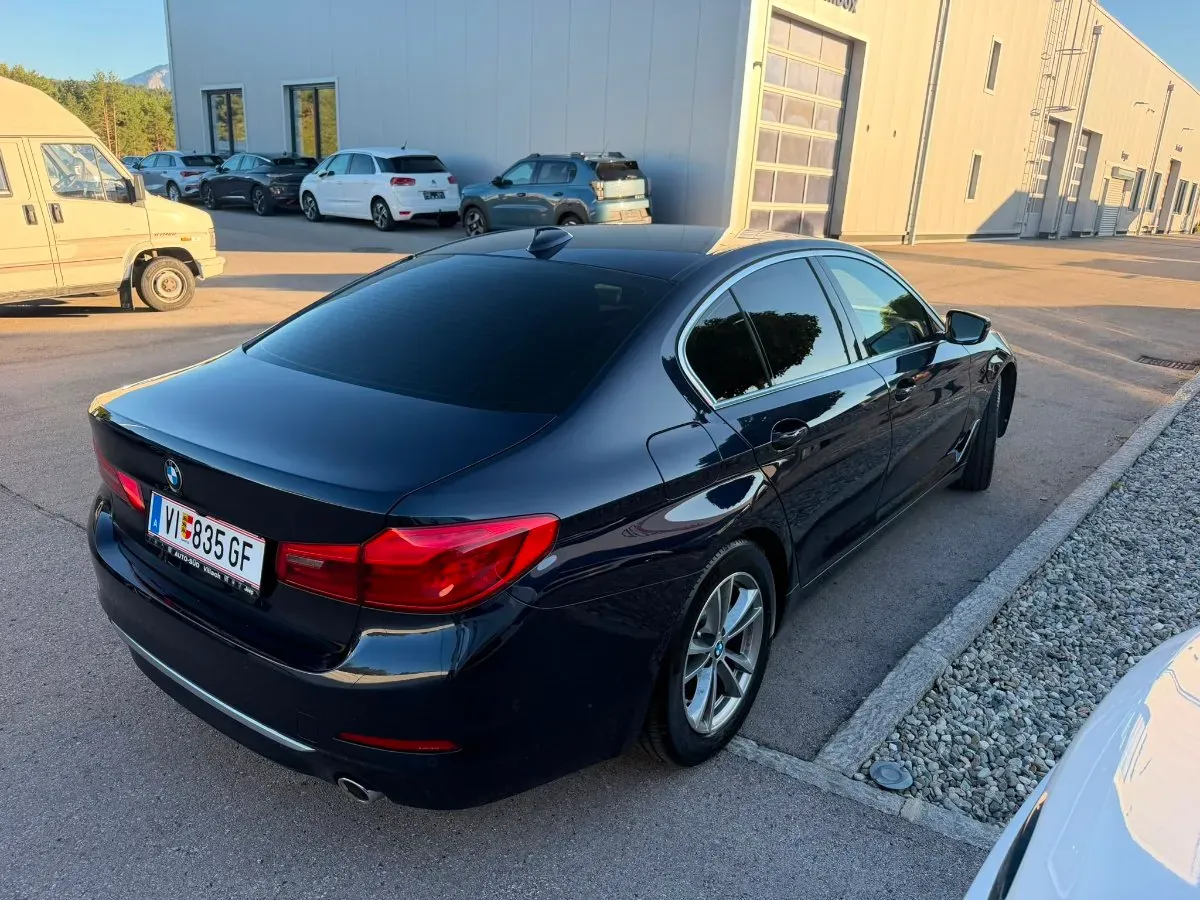 BMW 5 Series 2019 photo 2