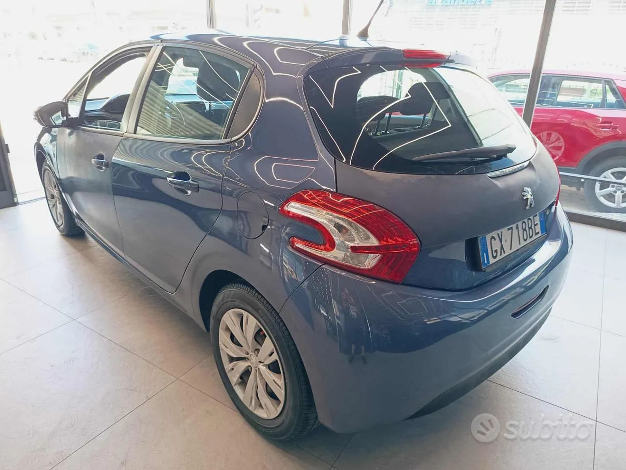 Peugeot 208 2013 photo 4