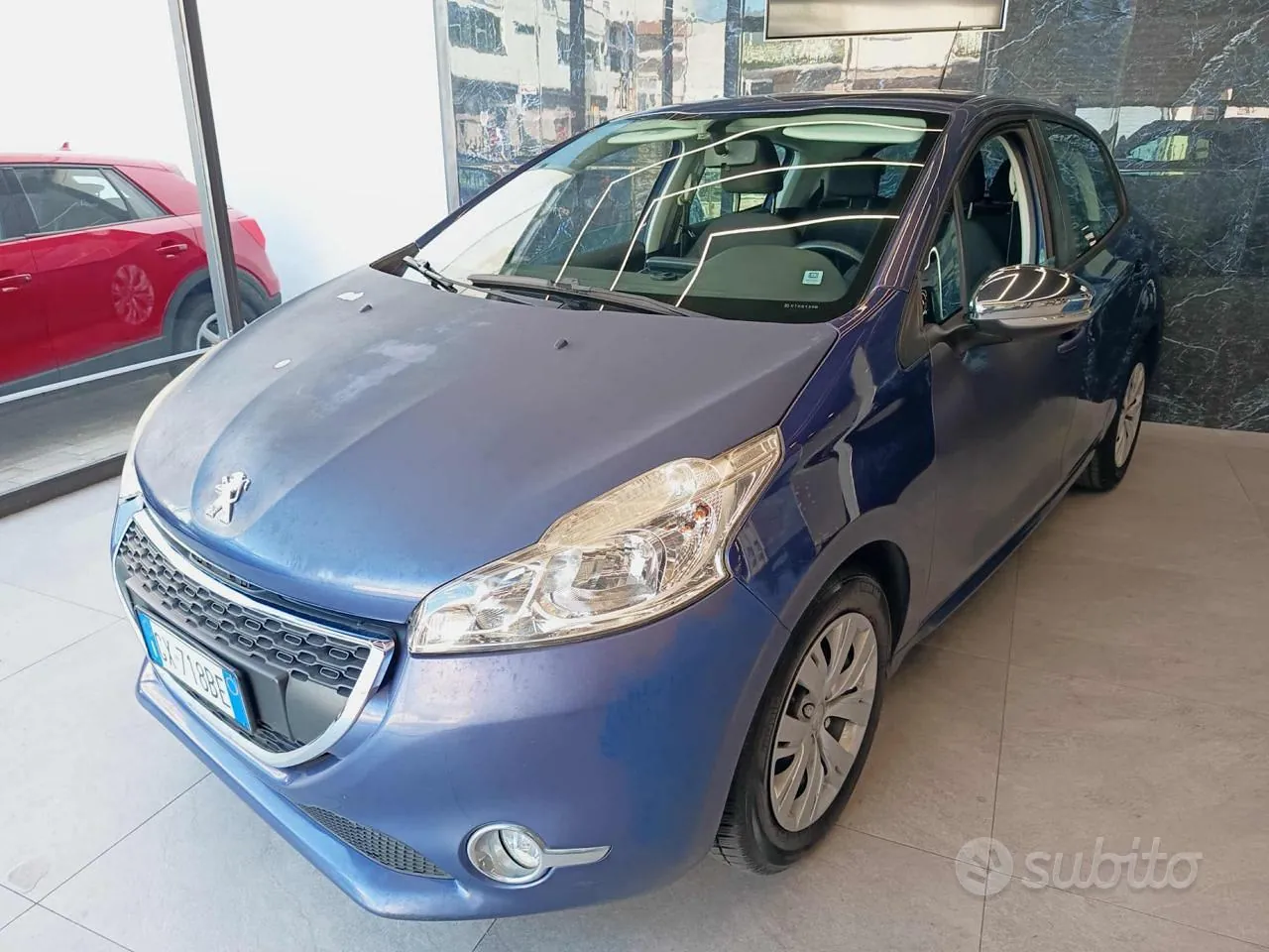 Peugeot 208 2013 photo 3