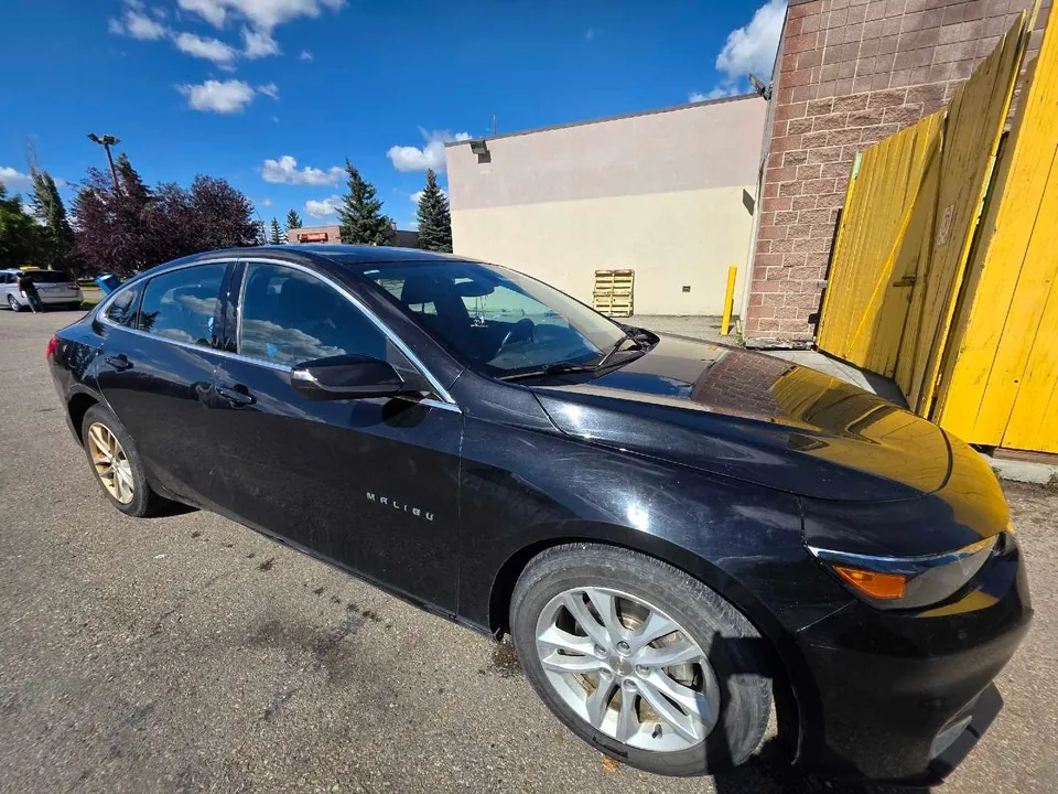 Chevrolet Malibu 2018 photo 2