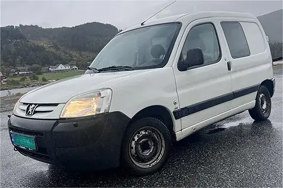 Peugeot Partner 2008 photo 2