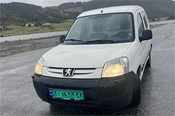 Peugeot Partner 2008 photo 3