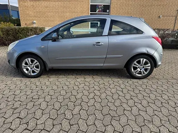 Opel Corsa 2007 photo 2