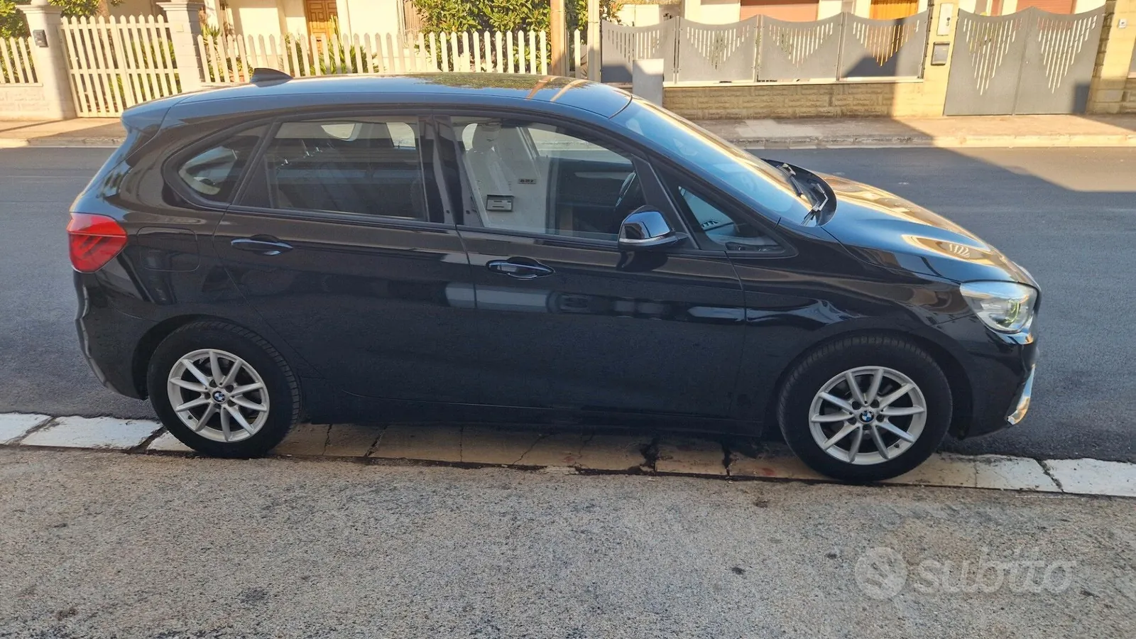 BMW 2 Series Active Tourer 2016 photo 4