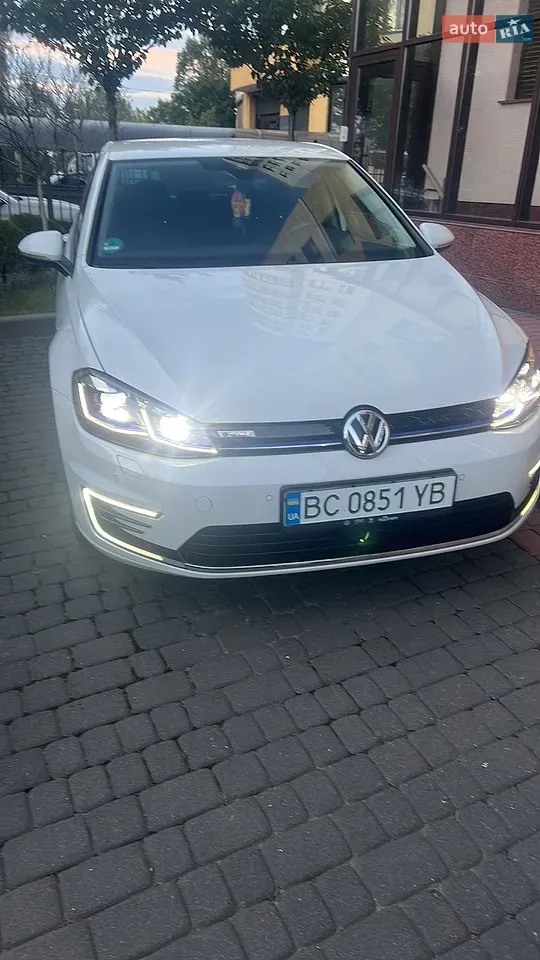 Volkswagen E-Golf 2020 photo 2