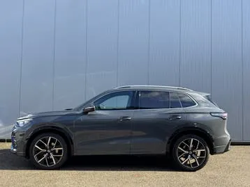 Volkswagen Tiguan 2024 photo 3
