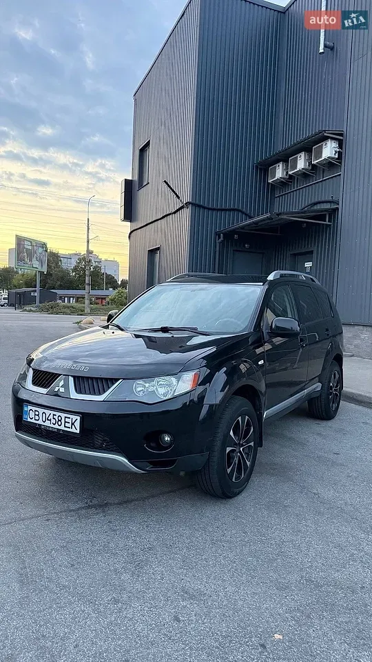 Mitsubishi Outlander 2007 photo 2