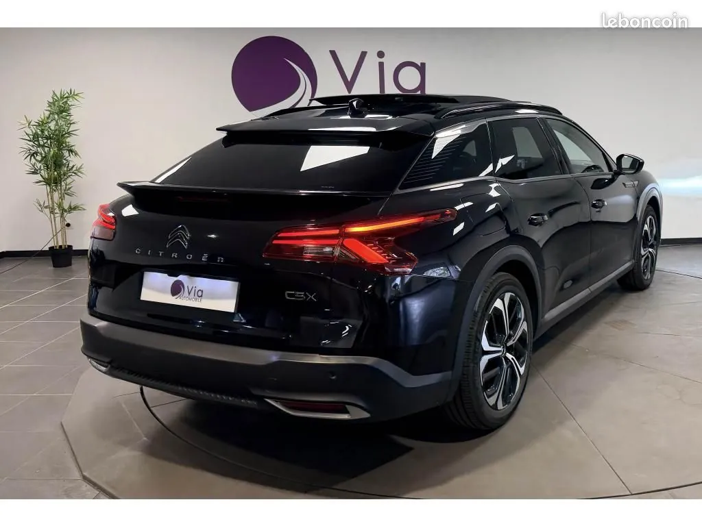Citroen C5 X 2022 photo 2