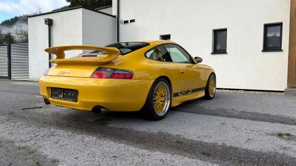 Porsche 911 2000 photo 2