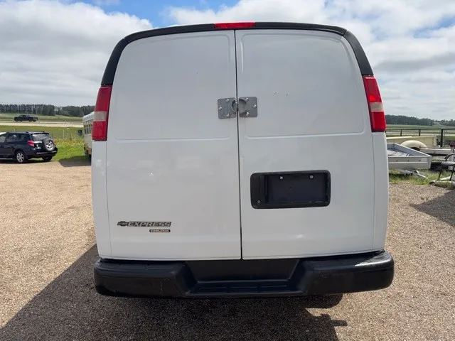 Chevrolet Express 2015 photo 4