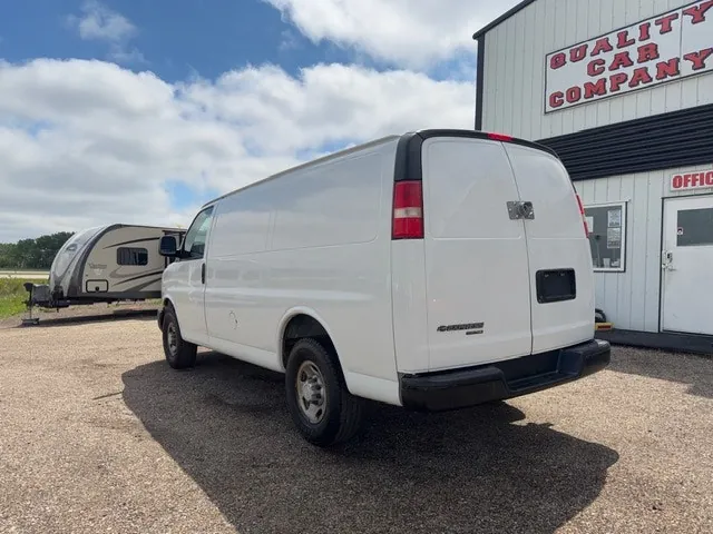 Chevrolet Express 2015 photo 3