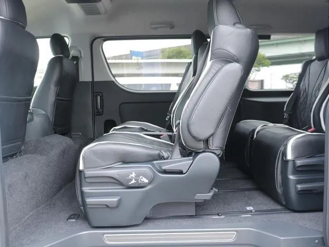 Toyota Hiace Wagon 2026 photo 4