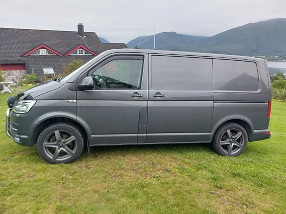 Volkswagen Transporter 2018 photo 4