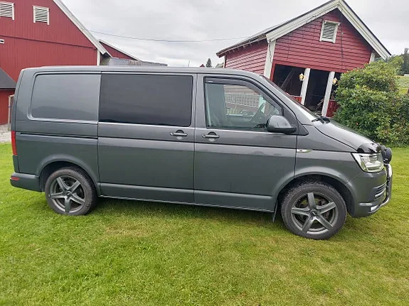 Volkswagen Transporter 2018 photo 3