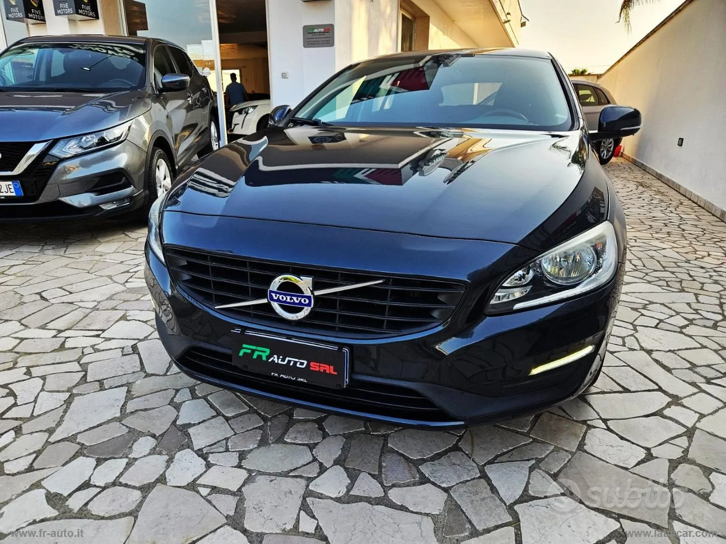 Volvo V60 2016 photo 2