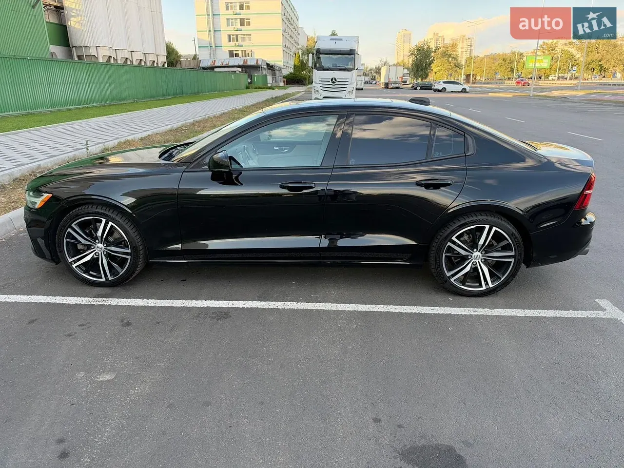 Volvo S60 2018 photo 3