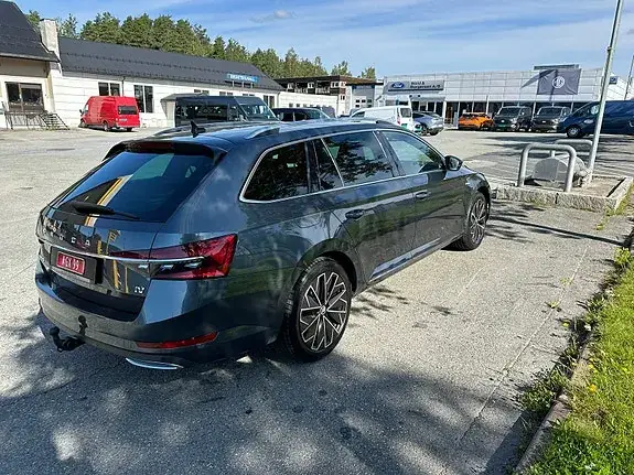 Skoda Superb 2020 photo 2