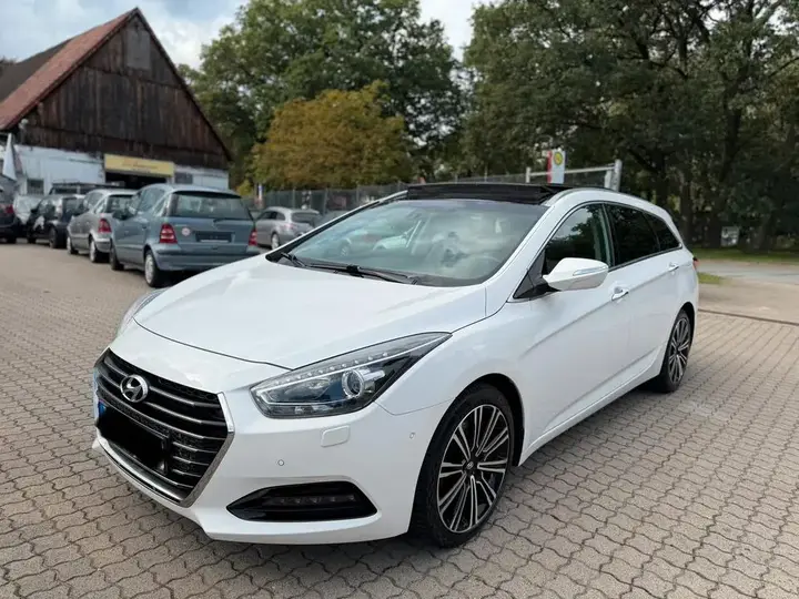 Hyundai I40