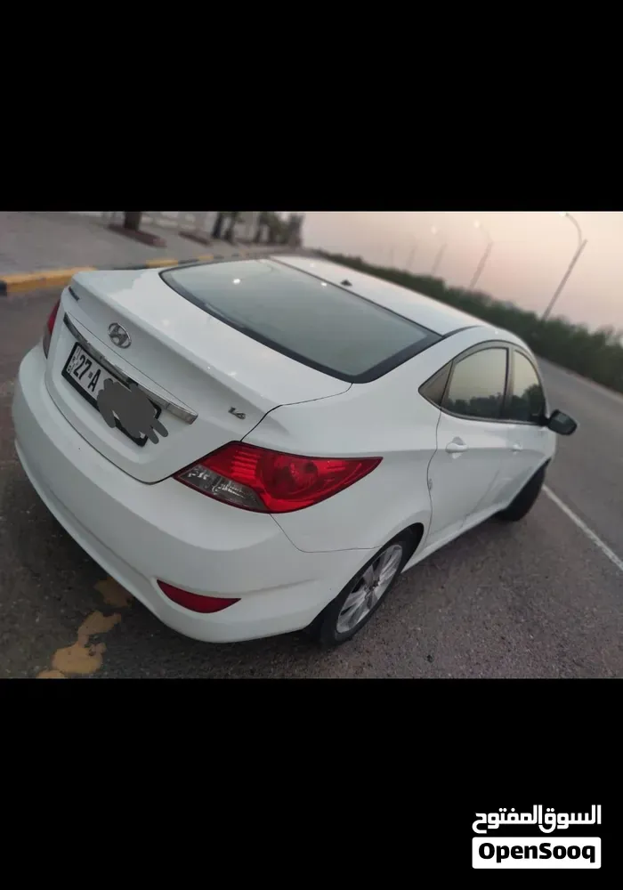 Hyundai Accent 2015 photo 2