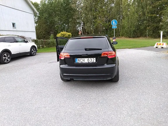 Audi A3 2013 photo 4