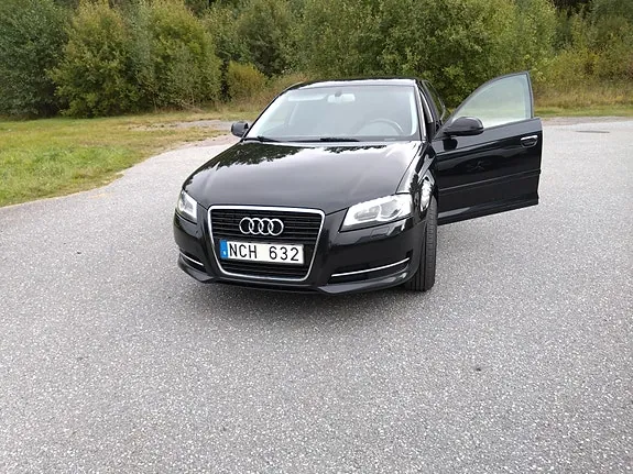 Audi A3 2013 photo 2