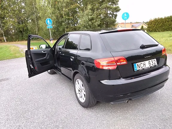 Audi A3 2013 photo 3
